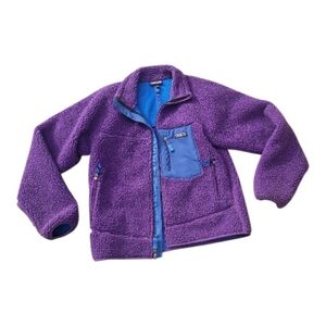 Patagonia men's Classic Retro X Fleece Jacket Purple And Blue.